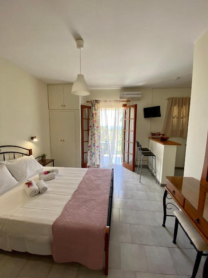 Lemon Tree Apartments A D Argostoli  Eksteriør billede