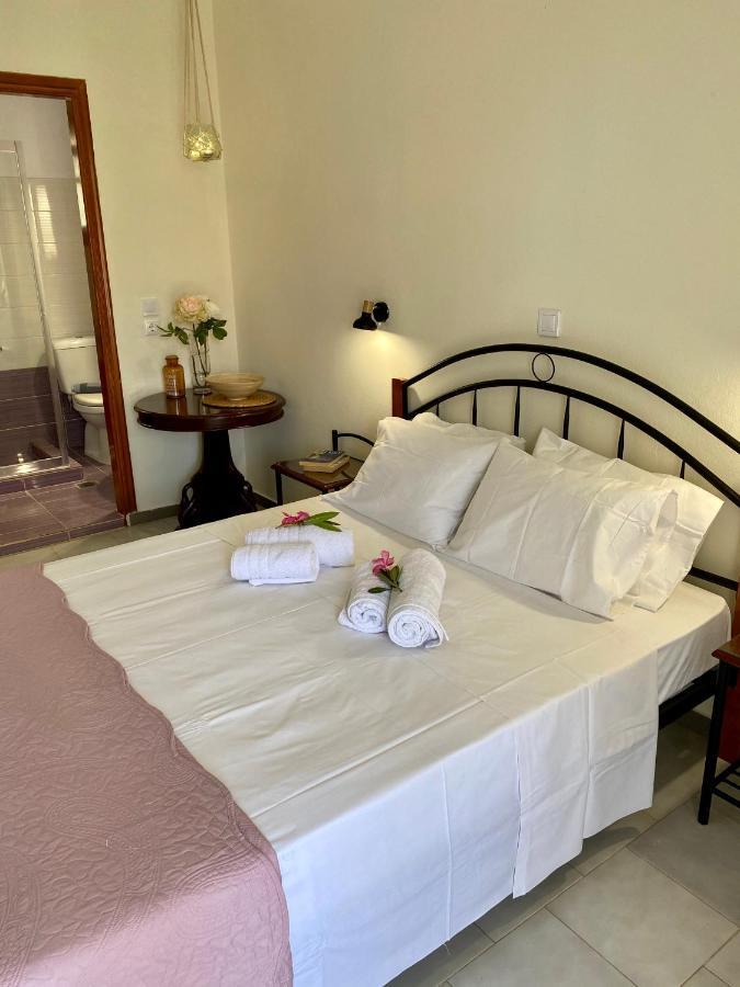 Lemon Tree Apartments A D Argostoli  Eksteriør billede